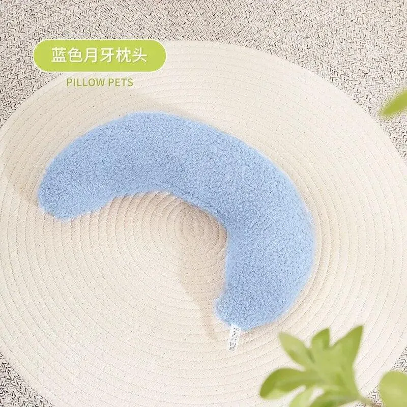 Cozy U Shaped Pet Winter Pillow