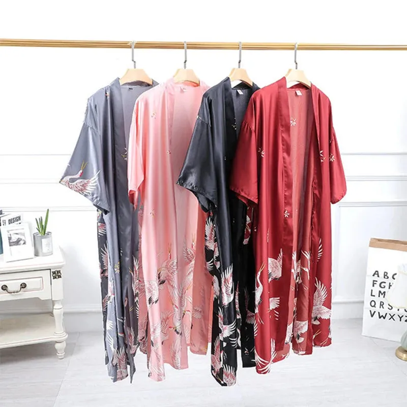 Sexy mousse silk robe retro printed short-sleeved pajamas nightdress fashion casual home dressing gown sleepwear nightwear sloth